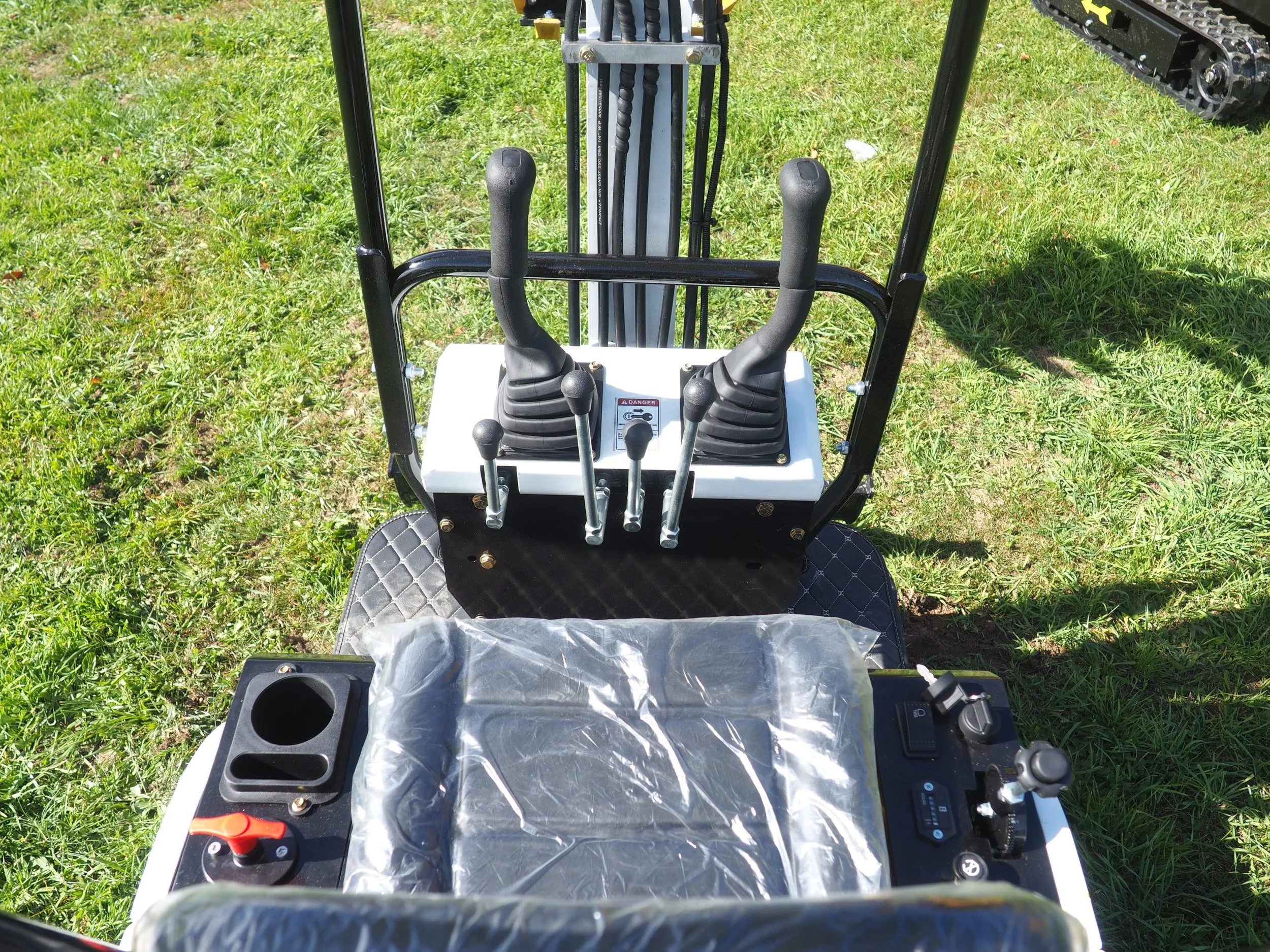 ZH12G | Mini Excavator — Mini Excavators in Central Texas